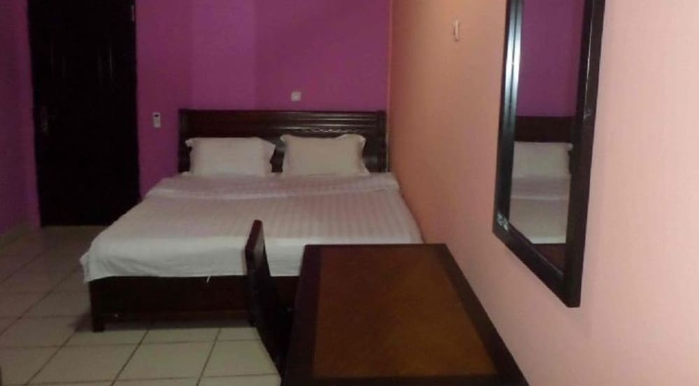 Golden Simcha Hotel view 5