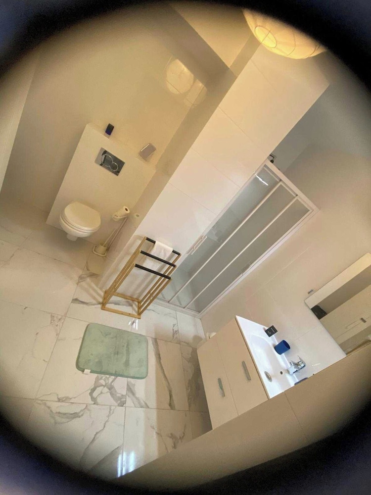 Modern Studio - AC - 2P - Cannes