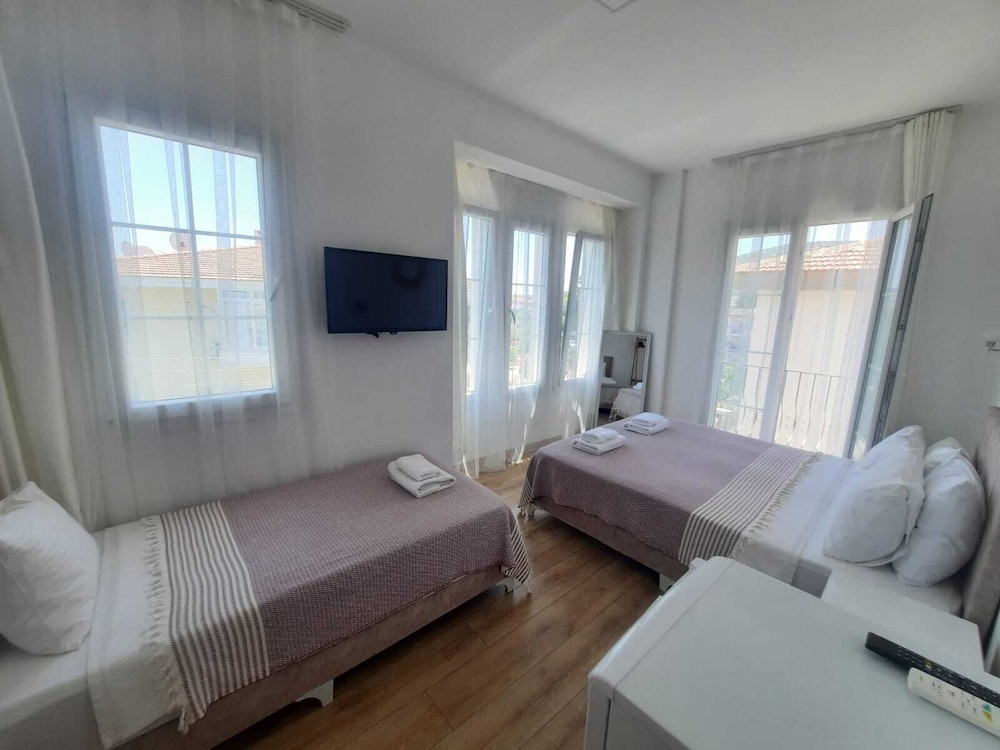 Adil Otel