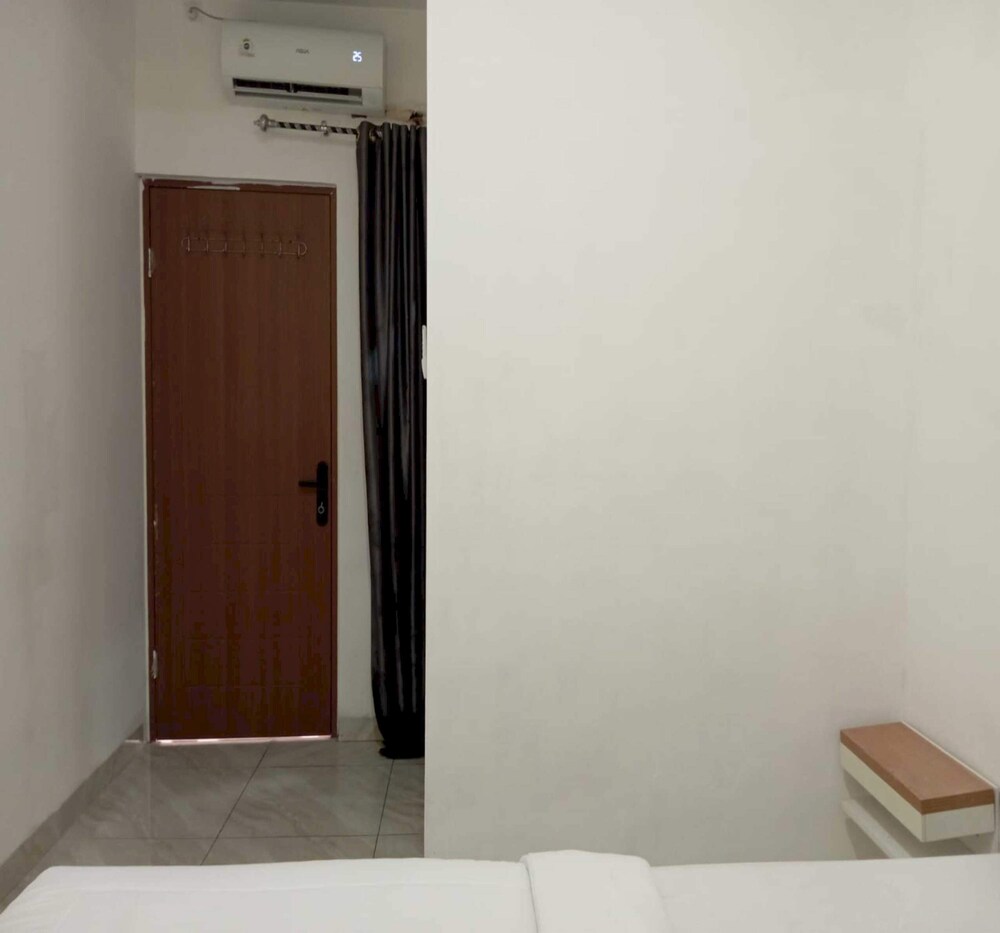 Hotel O Teluk Betung Near Water Park Lembah Hijau Formerly Kanajiwa Guesthouse 2