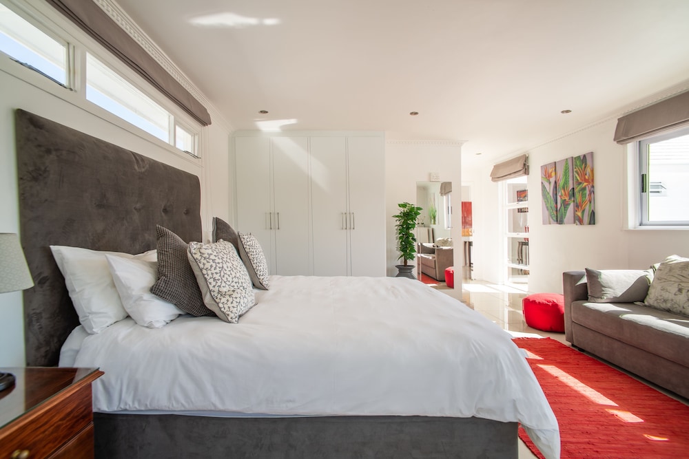 Funkey Villas