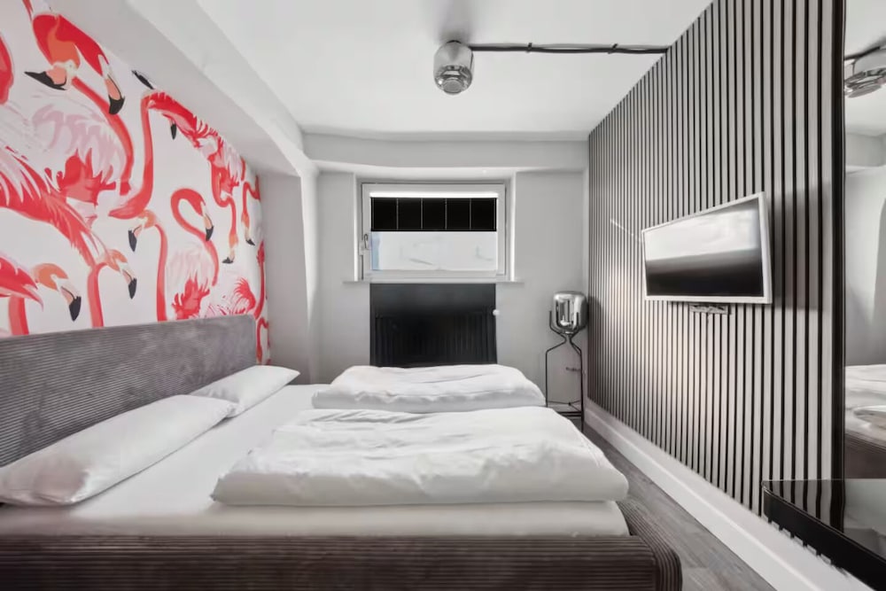 The Room 44