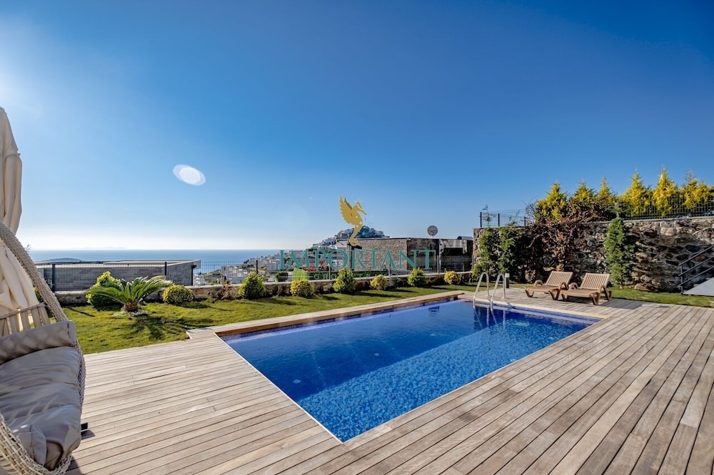 Farilya Villas by Important Group Travel