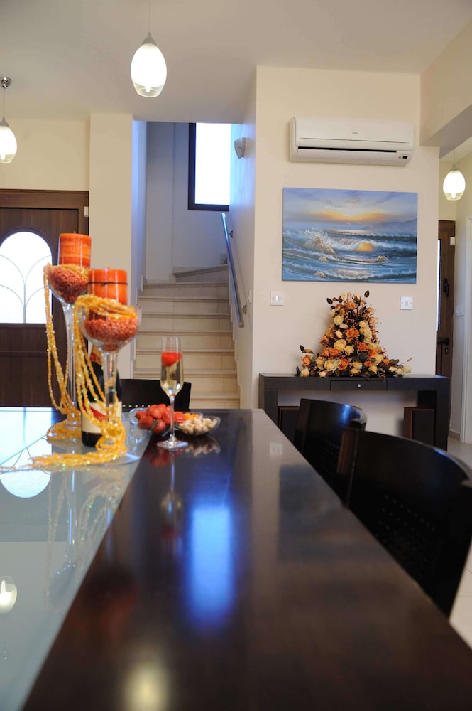Three Bedroom Villa With Private Pool and Landscaped Garden Close to the Beach