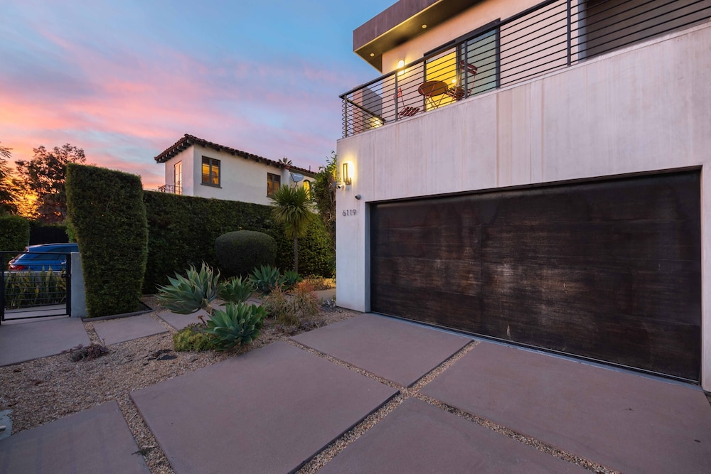 LA Villa by Avantstay Walk to The Grove LA