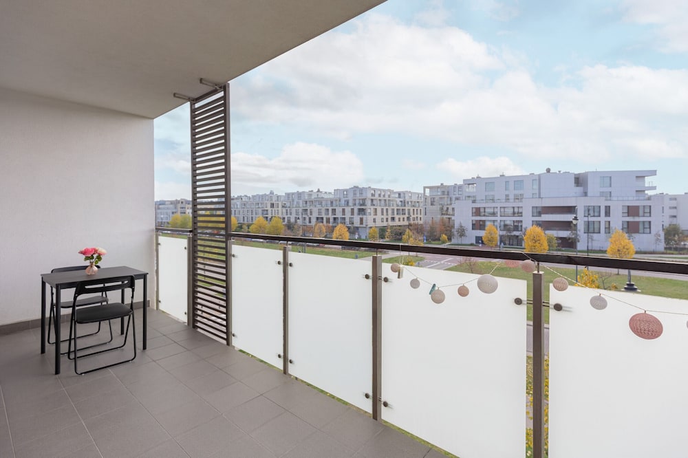 Apartment Wilanów by Renters Prestige view 4