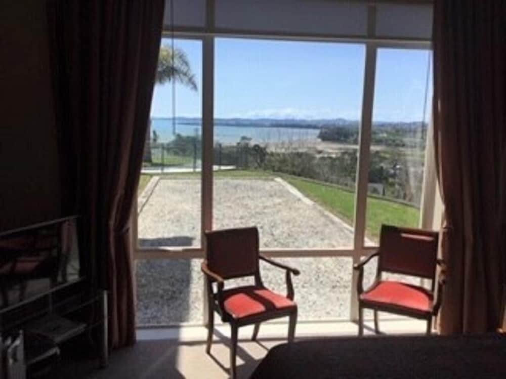 Sapphire Ridge view 3