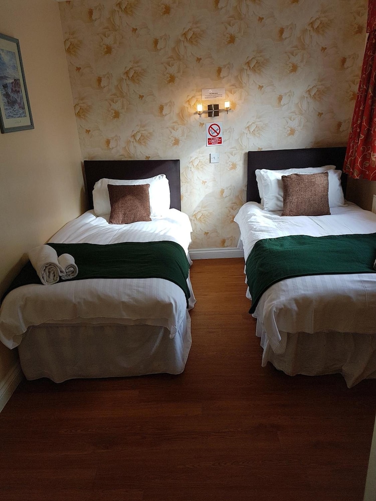 Hill Lodge Hotel