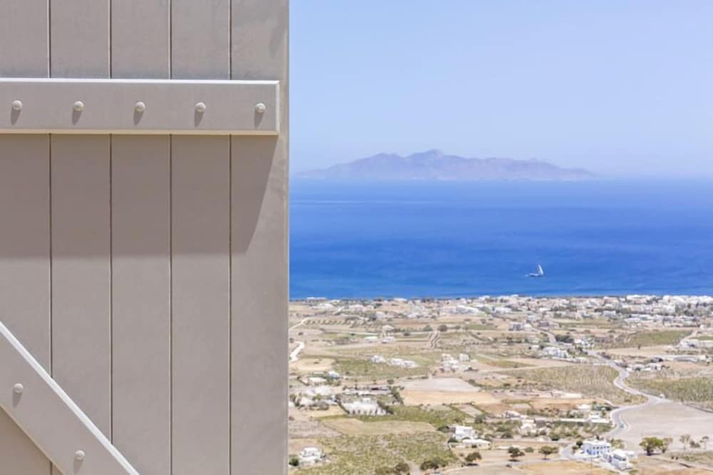 Kamini Santorini Luxury Villas