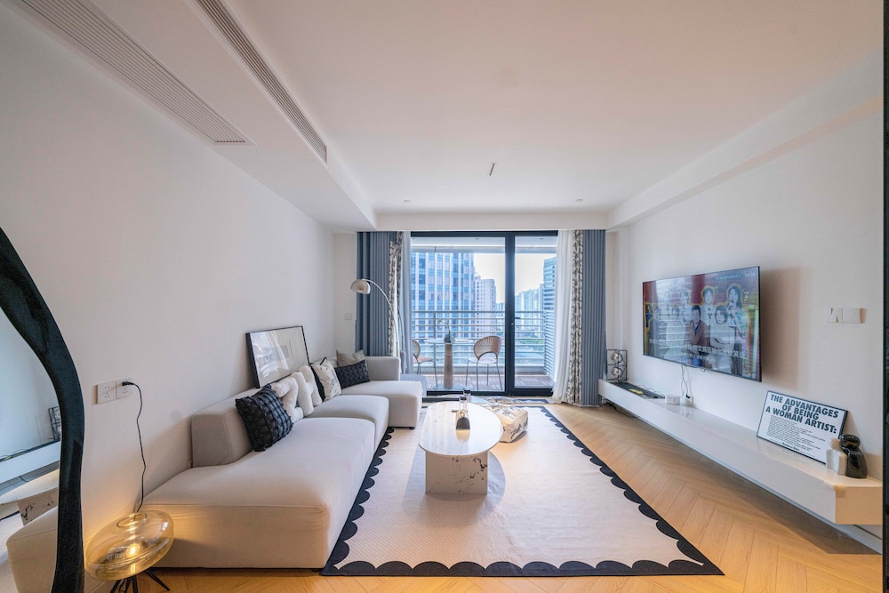 Zhome- Count Luxury 2Bedroom Apartment