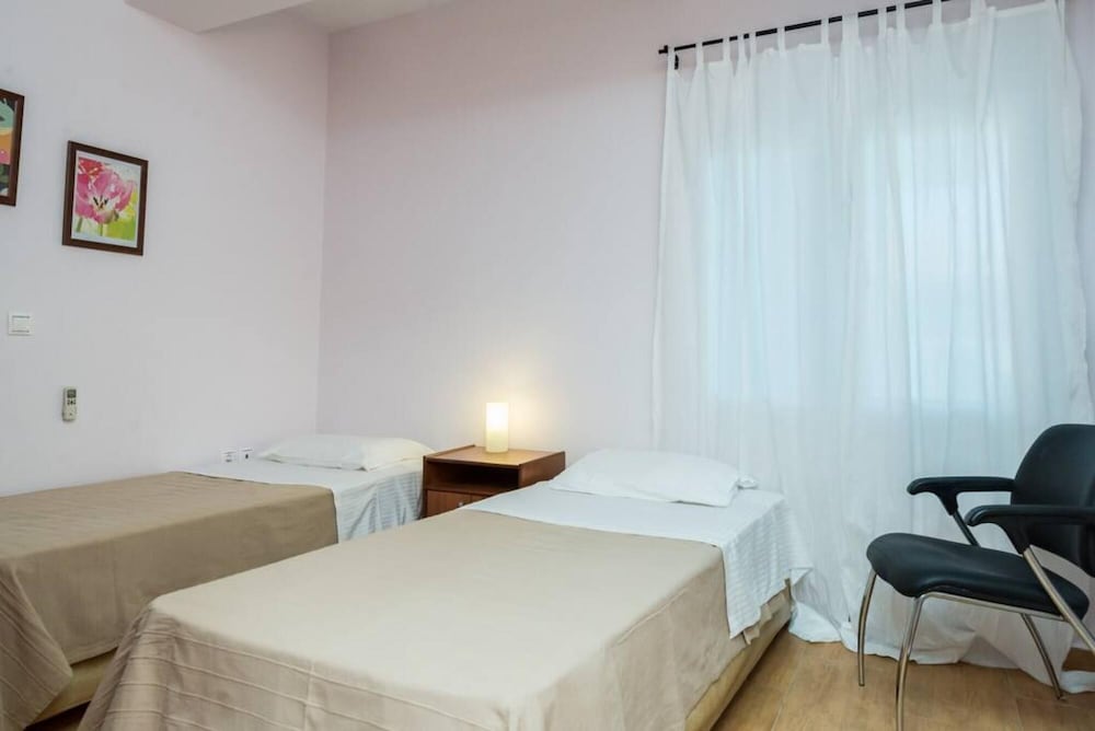 Agia Efimia Seaside 2b r Apartment view 3