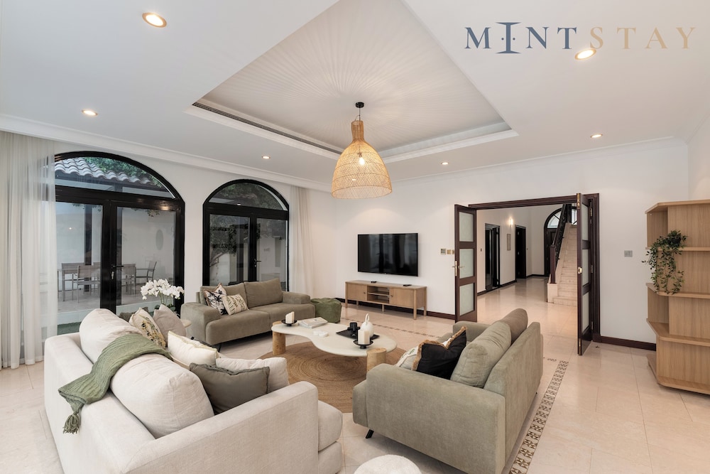 Signature Palm Villas - Mint Stay