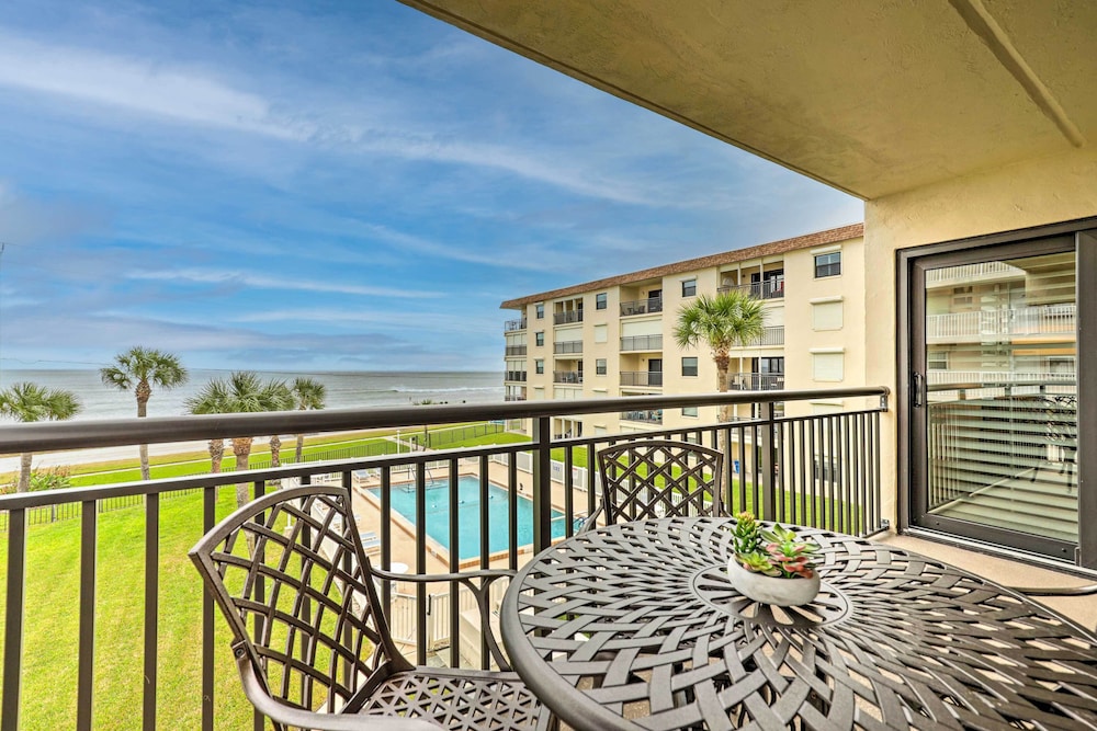 Charming Ormond Beach Condo w/ Ocean Views! view 3