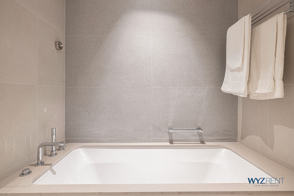 2BR Vida Dubai Mall Direct Mall Access