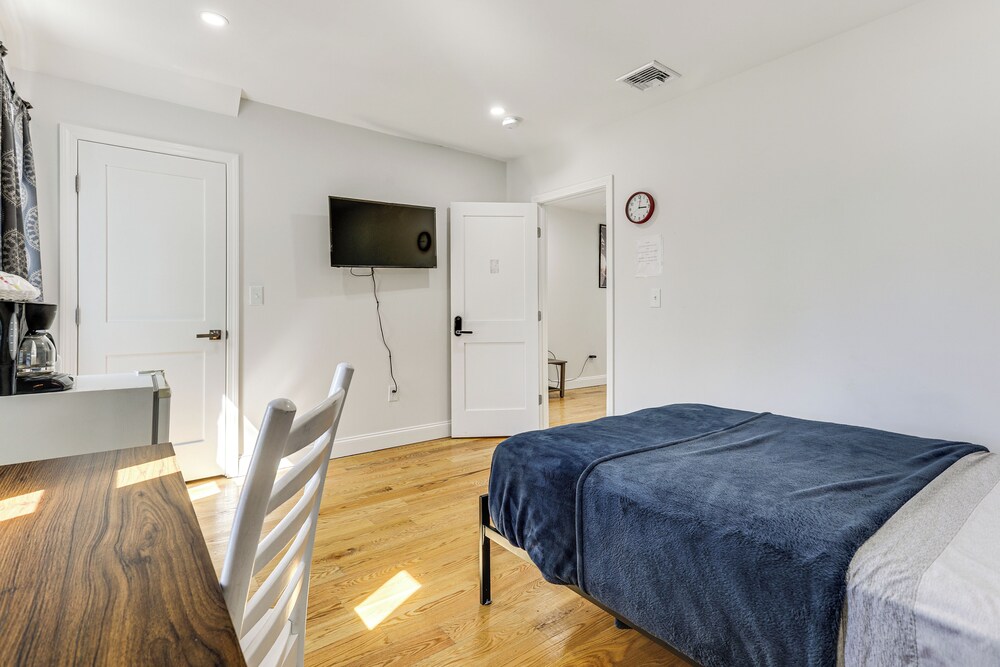 Pet-friendly Home w/ Spacious Yard in Avon!