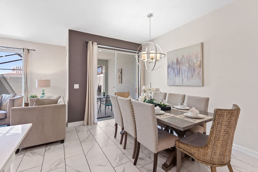 Amazing Resort Near Disney 4BR Townhome