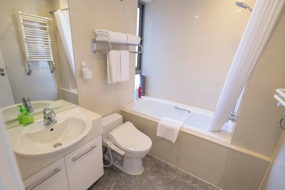 Tyms Family 3BR 2BA Apt Xuhui Center