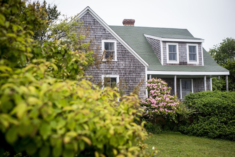 Sea Breeze Inn