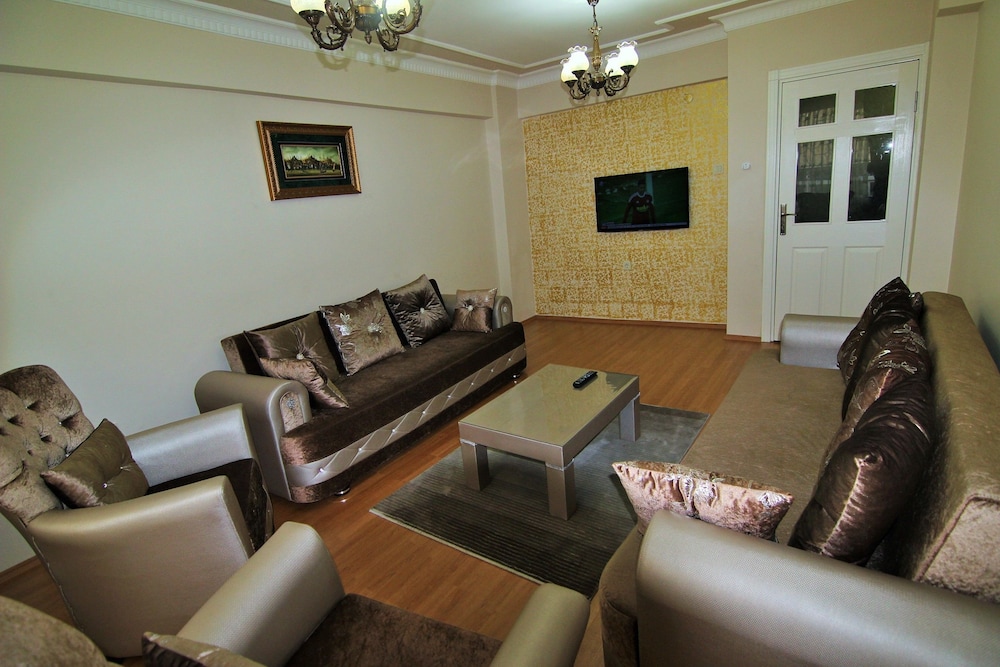 Yılmaz Apart