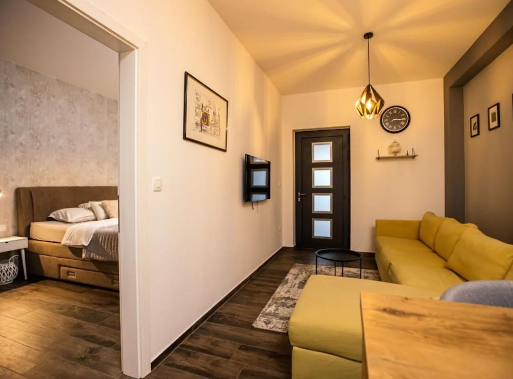 Luxury Villa Lara with Heated Pool, Hot-Tub and Sauna