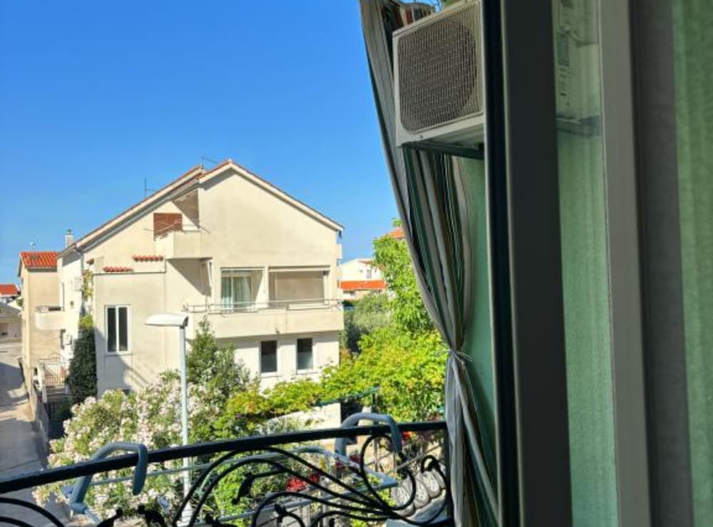 Apartments Villa Mira Roso