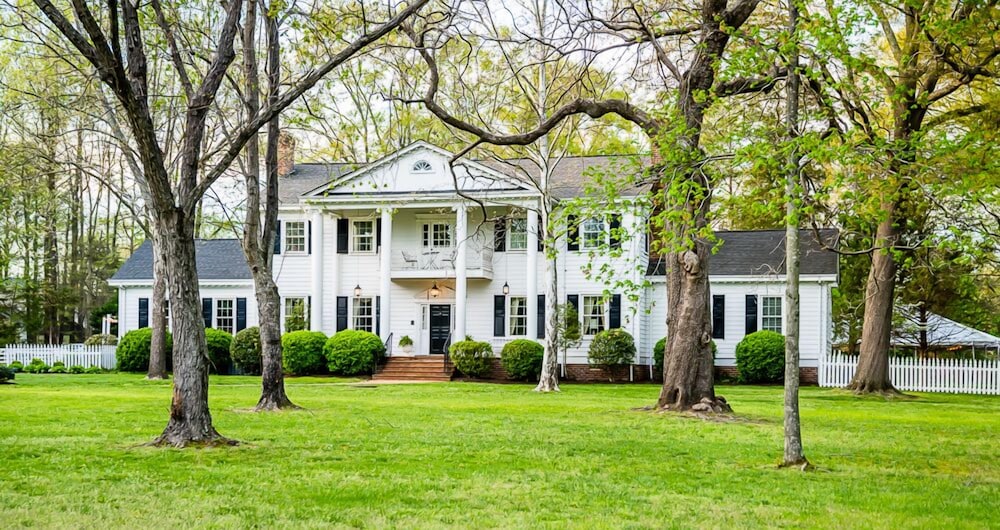 The Virginia Cliffe Inn