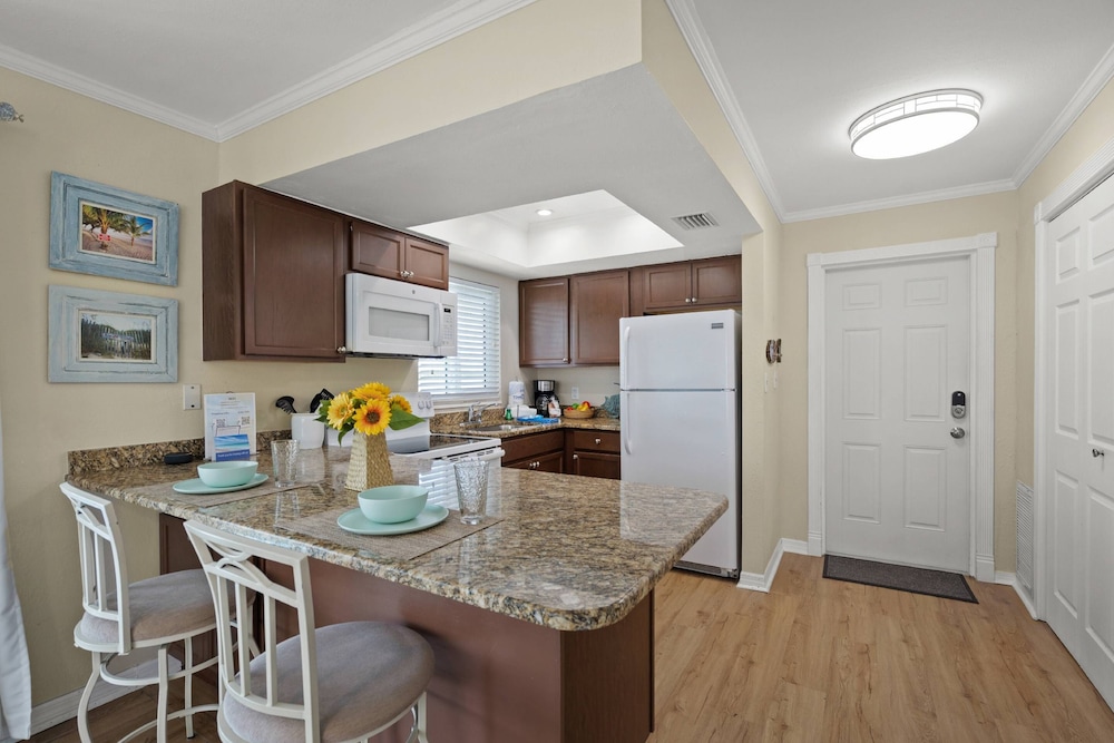 Coastal Breeze Siesta Entire 4-unit Complex With Dock
