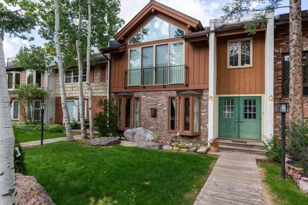 Stunning Vail Ski Resort CO Condos