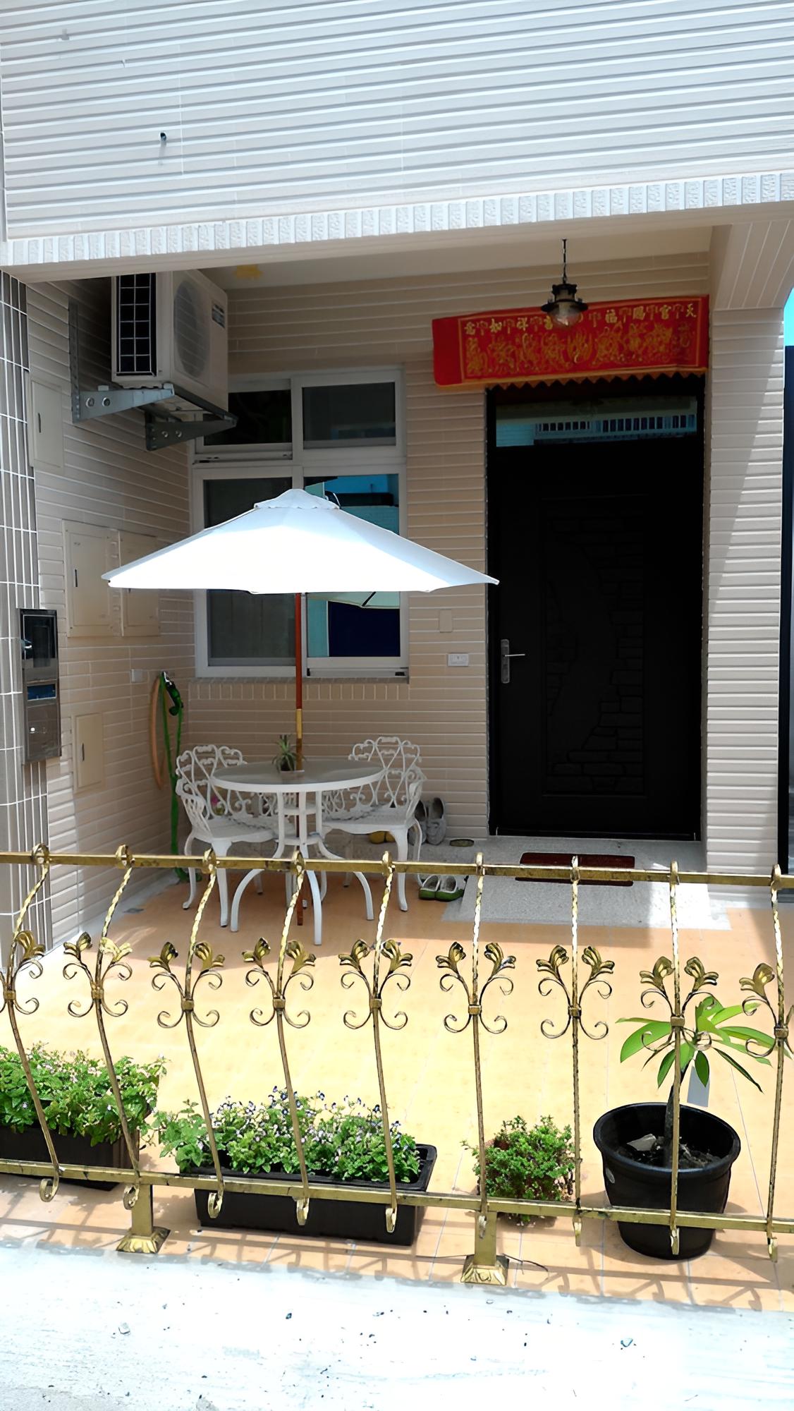 Wulas Dorm Backpackers
