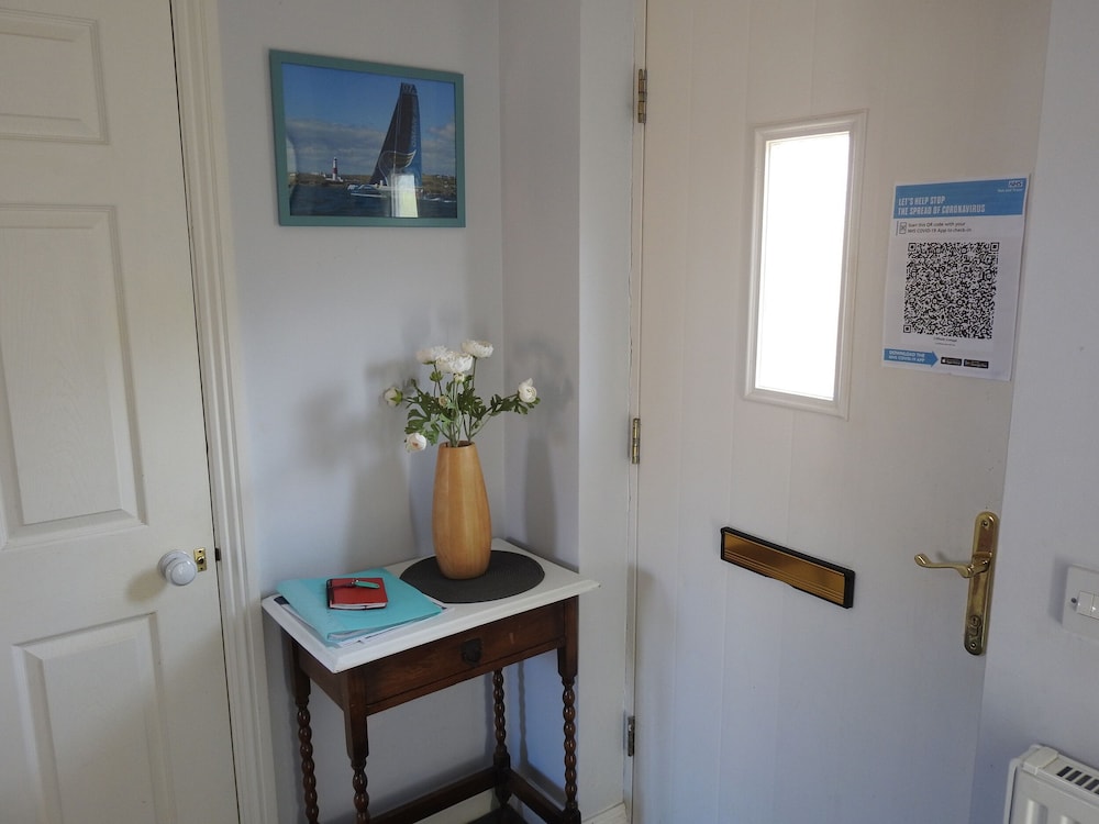 Cliffwalk Cottage