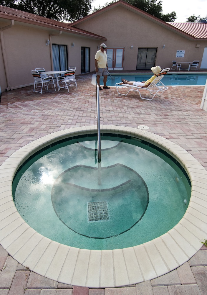 Southern Charm RV Resort