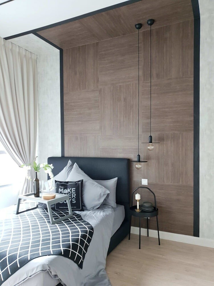 Cozy & Stylish 2BR Apt at Arte Plus, Free Parking