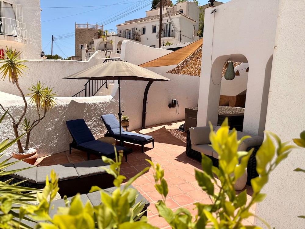 Charming Apartment in Burriana With Private Pool!