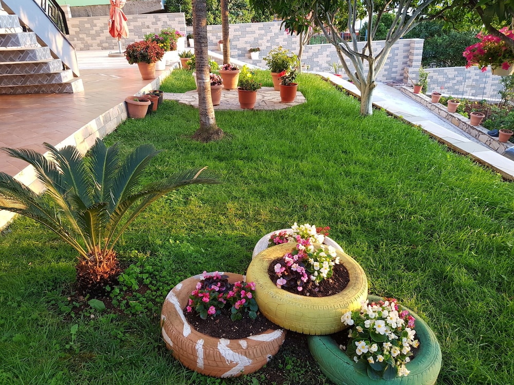 Villa Meminaj Vlore, Sea View and Garden, Vlore