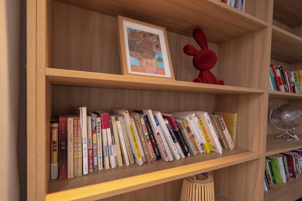 Book and Bed-People's Square