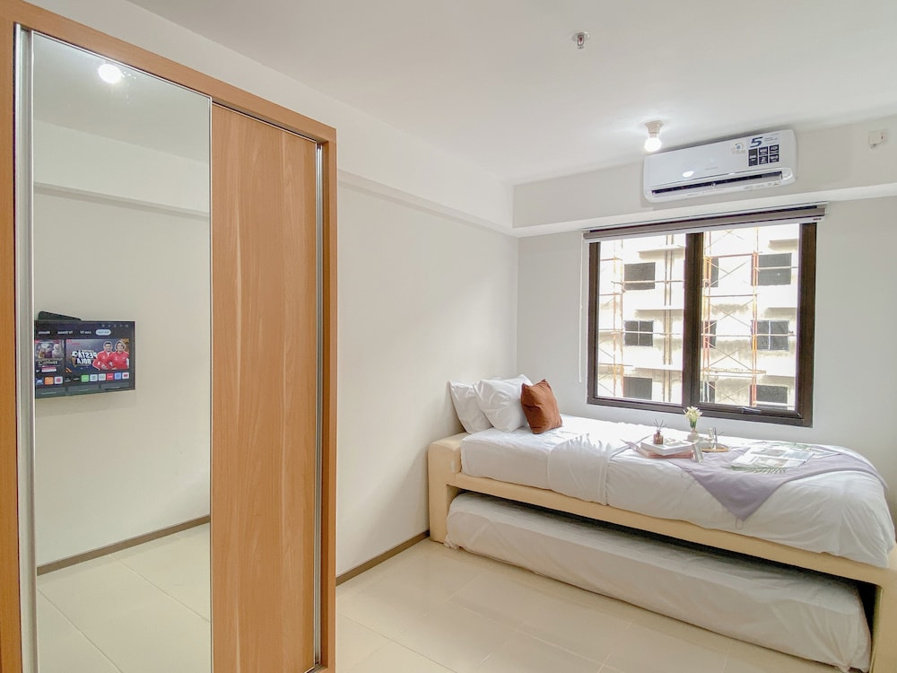 Best Deal Studio At Meikarta Apartment