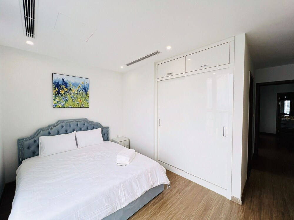TIL - Vinhomes Skylake Elegance Suites
