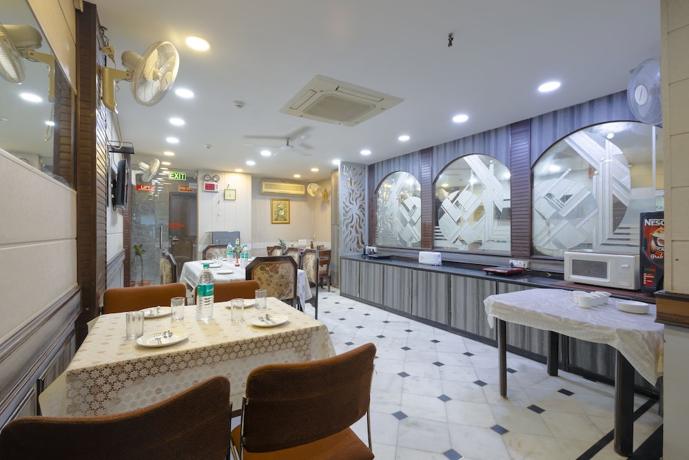Hotel Amar Inn by Quadis - Lajpat Nagar