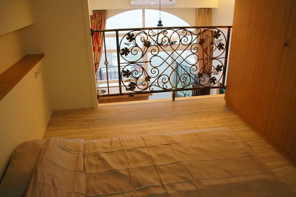 Qianshuwan Apartment