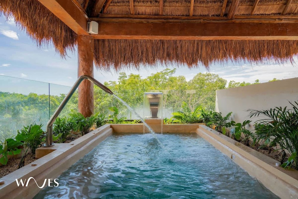 Premium Apartment W Private Pool Garden