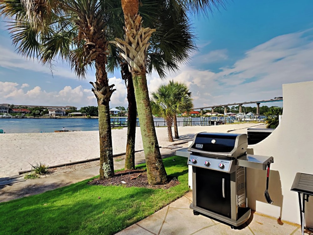 Banana Bay Townhome #13932 by Southern Vacation Rentals