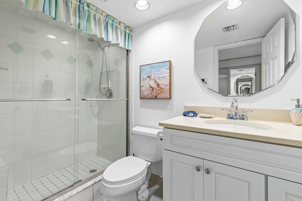 Smyrna Beach Club 818b