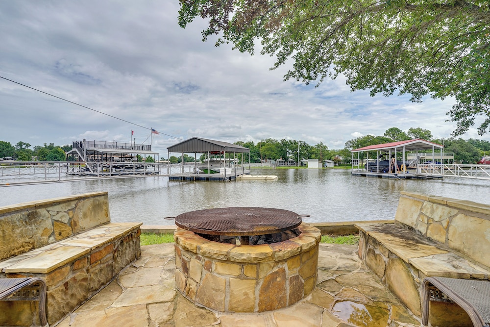 Possum Kingdom Lake House w/ Private Dock & Views