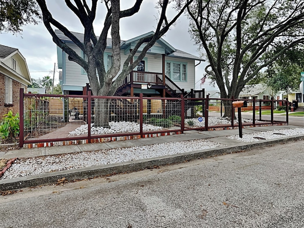 Treehouse Haven by Ryson Vacation Rentals