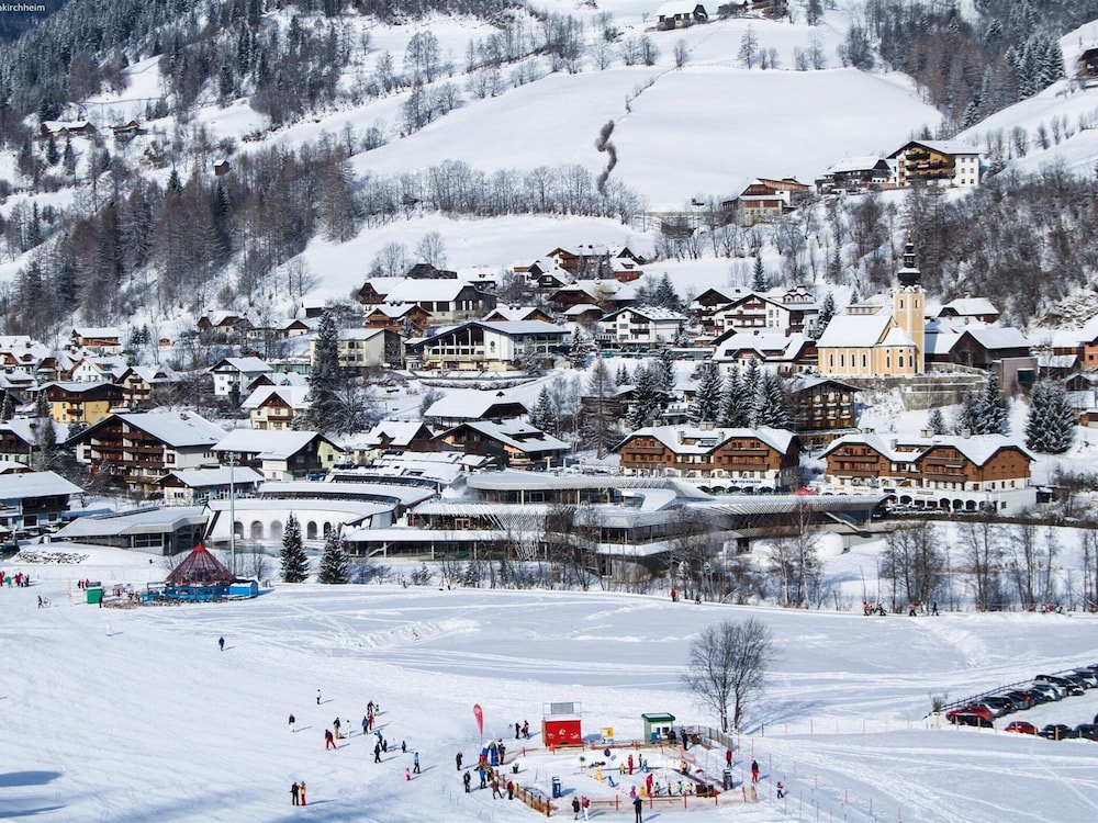 Apartment in Bad Kleinkirchheim by Ski Lift