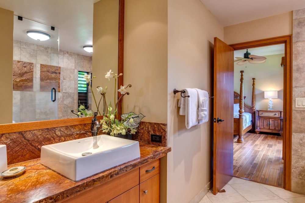 Kapalua Ridge Villas by KBM
