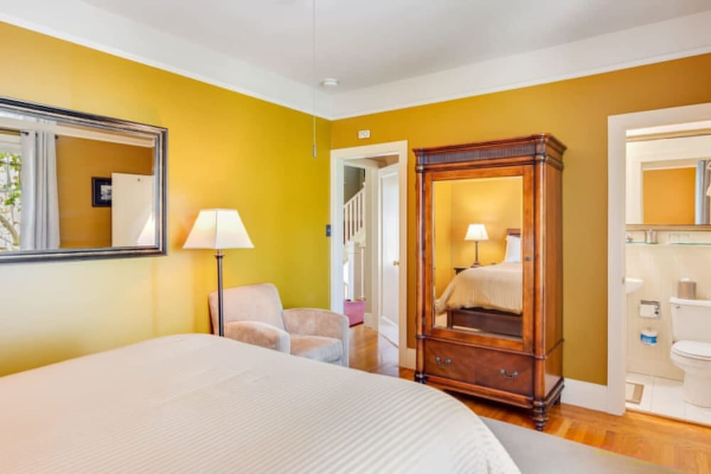 French Provencal Chateau in the Heart of Napa