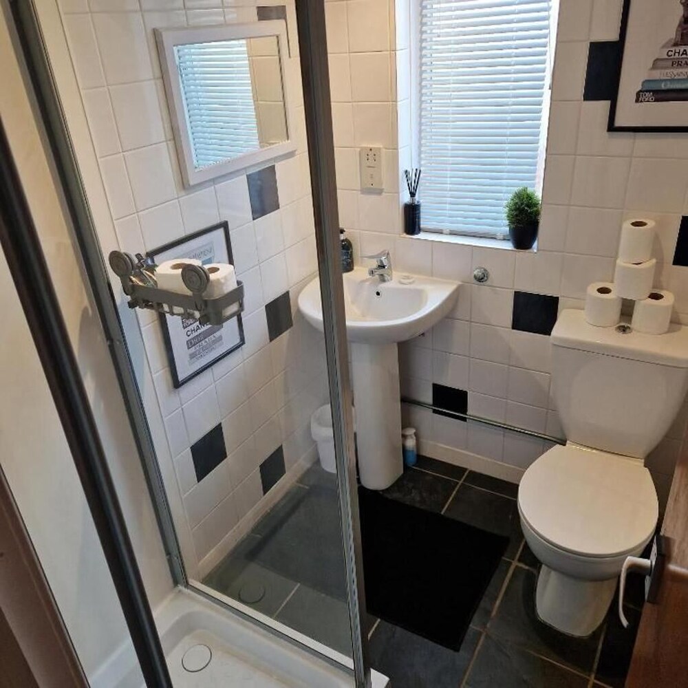High Street Apartment Getaway in Inverurie