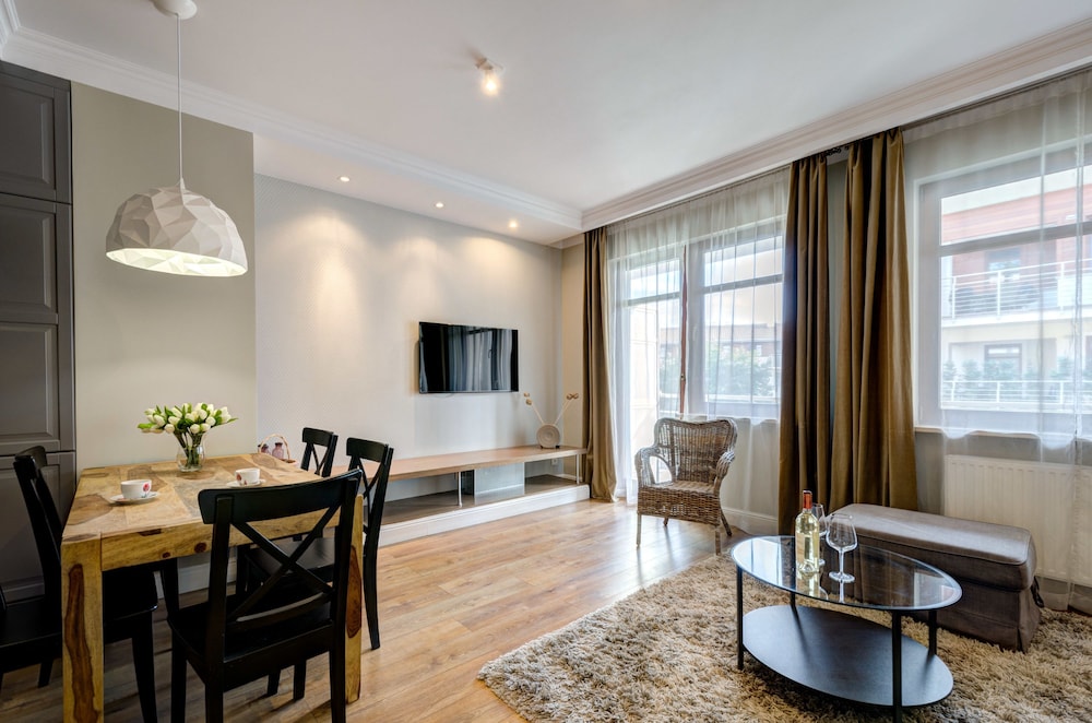 Dom&House-Apartments Neptun Park Premium