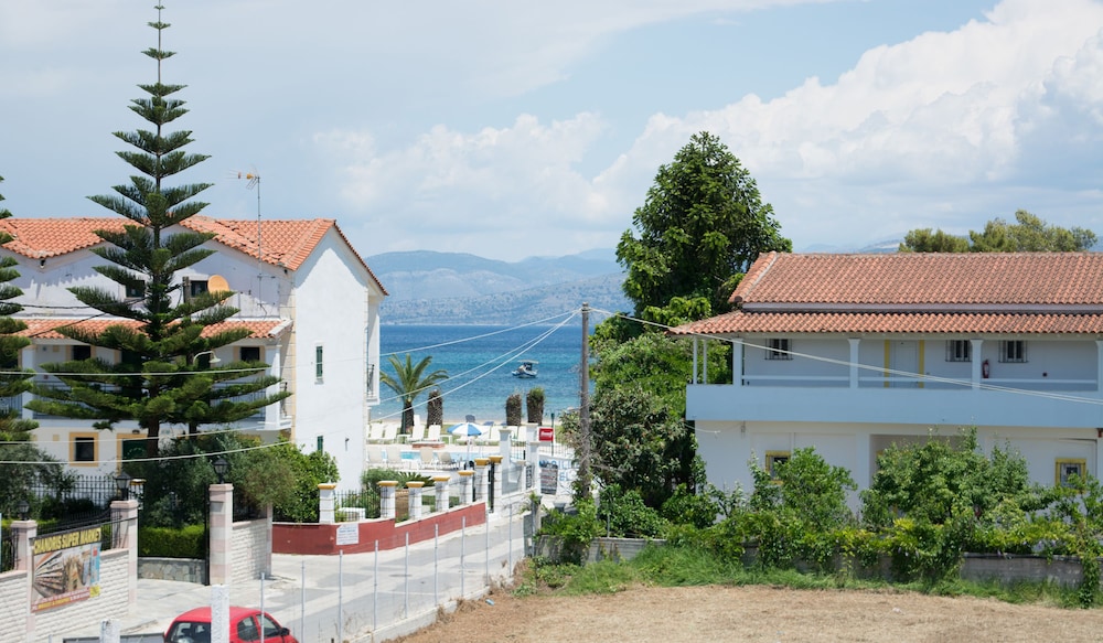 Chandris Apartments